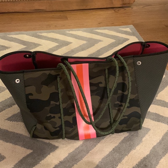 Haute shore camo neoprene bag - Picture 4 of 4